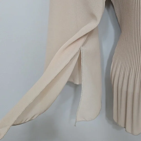 C.O.C Blouse - Picture 2 of 5